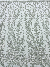 Dantela Couture Argintie pe Tulle Ivory cu Model Floral, Perle, Margele si Paiete