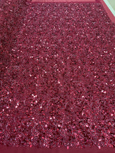 Dantela Couture Bordeaux cu Perle, Margele si Paiete