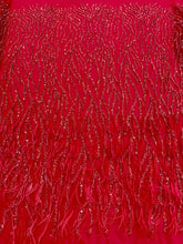 Piros Couture csipke strucctollakkal, gyöngyökkel és flitterekkel