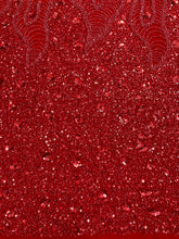 Dantela Couture Piros Geometriai Mintával és Virágokkal, Gyöngyökkel és Flitterekkel