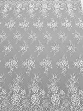 Csipke Chantilly elefántcsont - 3 m-es darab