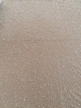 Haute Couture csipke elefántcsont gyöngyökkel, gyöngyökkel és flitterekkel