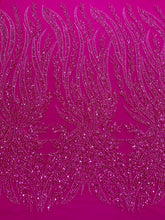 Dantela Couture Fucsia gyöngyökkel, gyöngyökkel és flitterekkel díszített panellel