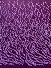 Sötétlila Couture Csipke Gyöngyökkel, Gyöngysorokkal és Flitterekkel