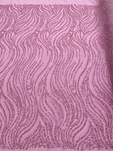 Dantela Couture rózsaszín lineáris mintával, gyöngyökkel és flitterekkel