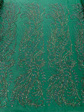 Dantela Couture Smaragdzöld virágmintával, gyöngyökkel és flitterekkel