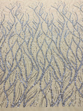 Ezüst Couture Csipke Gyöngyökkel és Flitterekkel