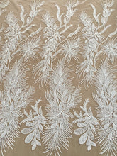 Dantela Couture Ivory virágmintás, gyöngyökkel, gyöngyökkel és flitterekkel