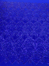 Csipke Couture Királykék Geometrikus Mintával, Gyöngyökkel és Gyöngyökkel