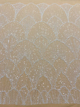 Dantela Couture Ivory cu Tulle Nude cu Model Geometric, cu Perle, Margele si Paiete