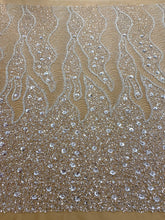 Dantela Couture Argintie cu Tulle Nude cu Model Geometric si Flori, cu Margele si Paiete