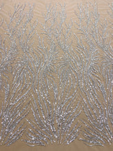 Ezüst Couture Csipke Gyöngyökkel és Flitterekkel