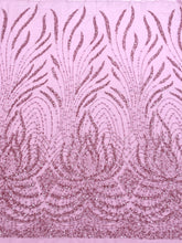 Dantela Couture rózsaszín panellel, gyöngyökkel, gyöngyöcskékkel és flitterekkel