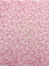 Dantela Couture Roz cu Model Floral, cu Margele si Paiete