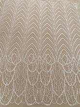 Dantela Couture Ivory geometriai mintával, gyöngyökkel és flitterekkel