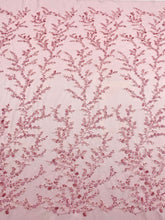 Dantela Couture Roz cu Model Floral, cu Margele si Paiete