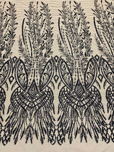 Fekete Couture Csipke Geometriai Mintával, Gyöngyökkel és Flitterekkel