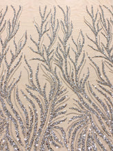 Ezüst Couture Csipke Nude Tülllel, Gyöngyökkel és Flitterekkel