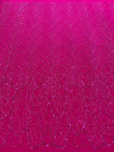 Dantela Couture Fucsia geometriai mintával, gyöngyökkel és flitterekkel