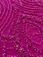 Dantela Couture Fucsia gyöngyökkel, gyöngyökkel és flitterekkel