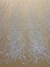 Ezüst Couture Csipke Gyöngyökkel és Flitterekkel