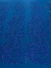 Dantela Couture Tengerészkék virágmintával, gyöngyökkel és flitterekkel