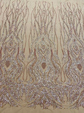 Dantela Couture Auriu Rose cu Model Geometric, cu Perle, Margele si Paiete