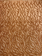 Dantela Couture narancssárga gyöngyökkel, gyöngysorokkal és flitterekkel