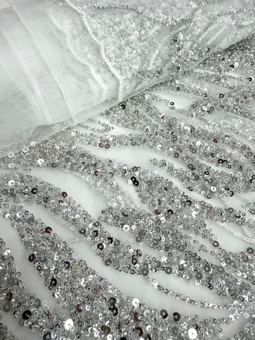 Dantela Couture Argintie pe Tulle Ivory cu Siraguri, cu Margele si Paiete