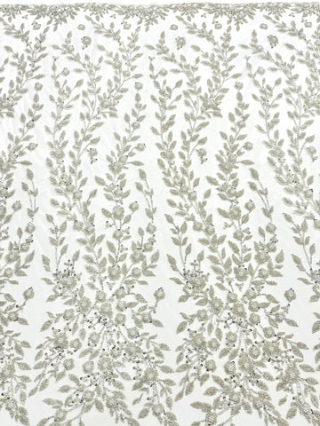 Couture Csipke ezüstös kivitelű, Ivory tüllön virágmintával, gyöngyökkel, gyöngyöcskékkel és flitterekkel