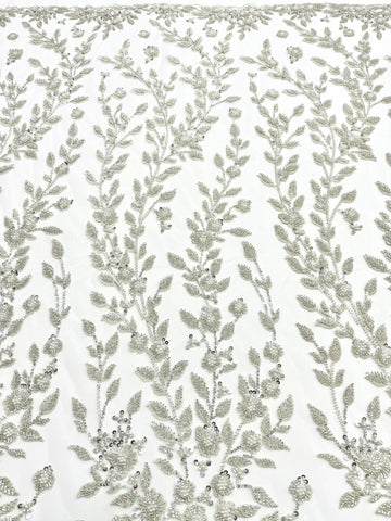 Couture Csipke ezüstös kivitelű, Ivory tüllön virágmintával, gyöngyökkel, gyöngyöcskékkel és flitterekkel