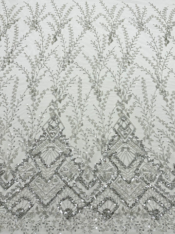 Csipke Couture ezüst színben, elefántcsont tüllön, geometrikus mintával, gyöngyökkel és flitterekkel