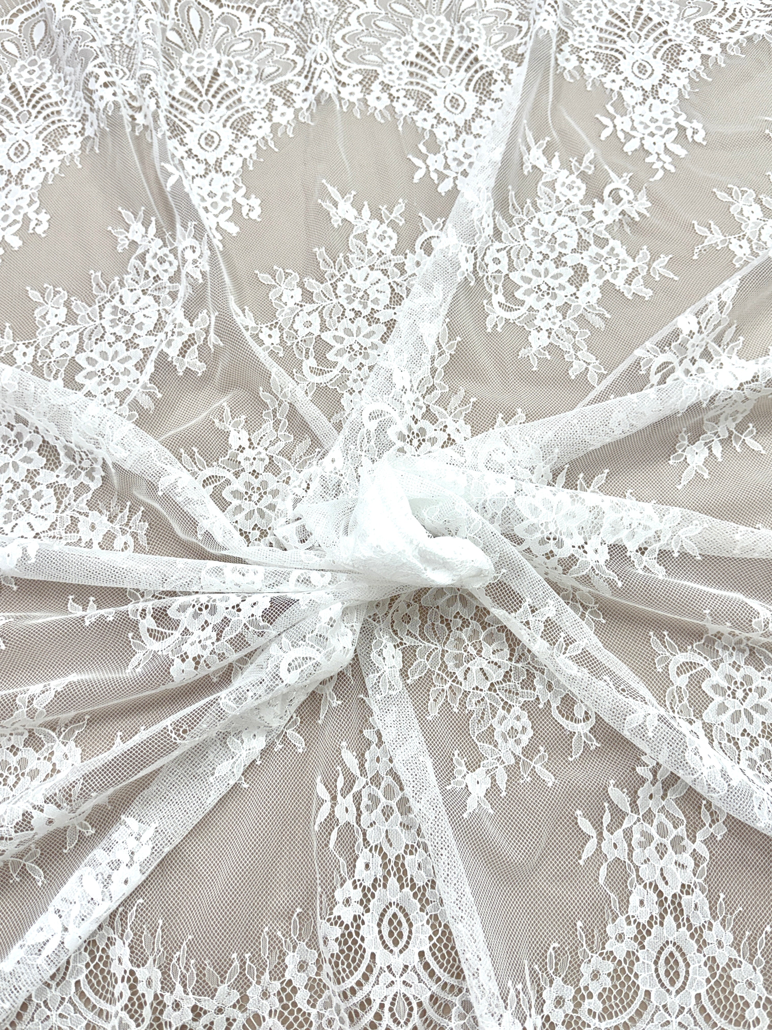 Dantela Chantilly Ivory - Cupon 3 m