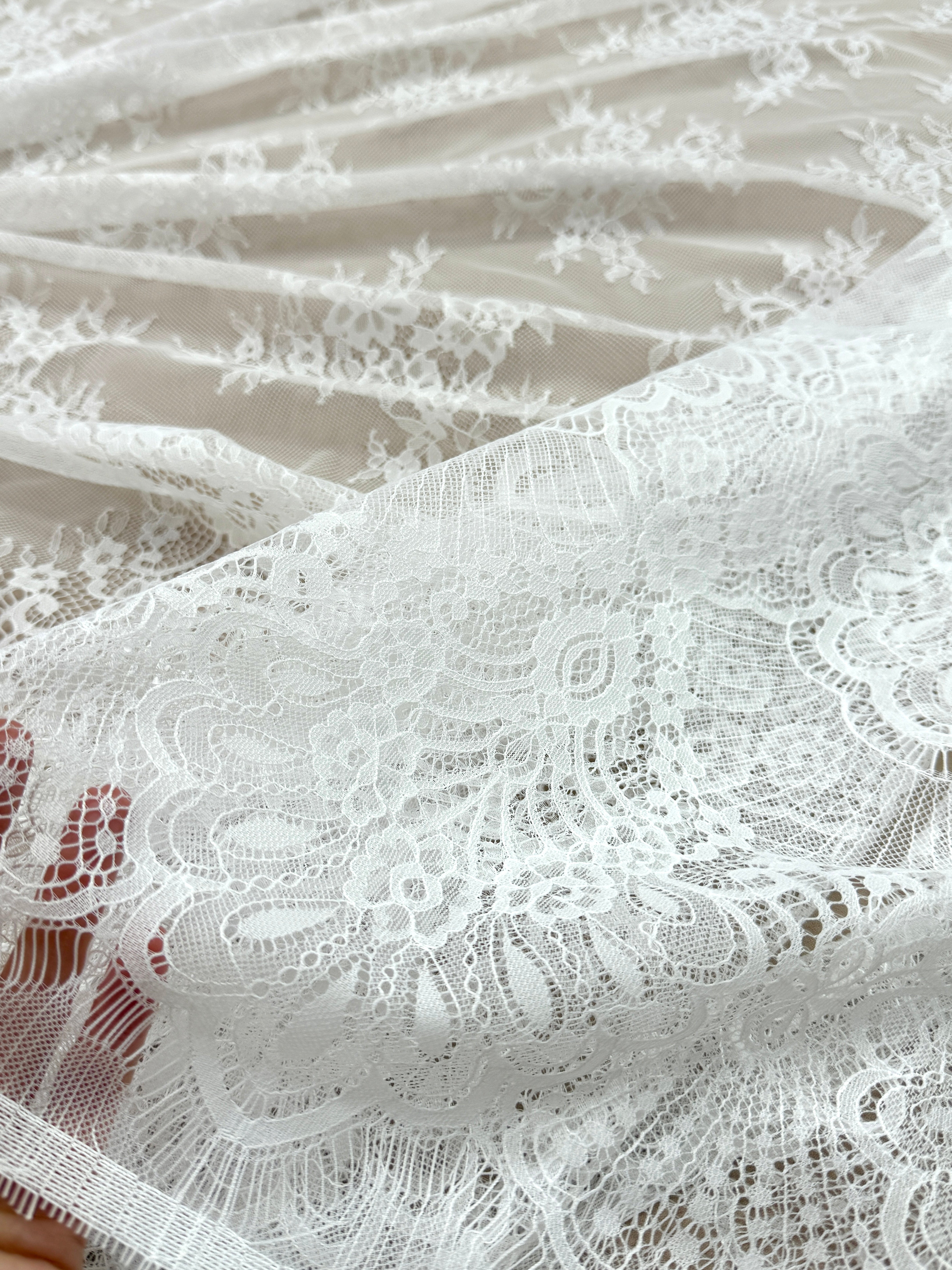 Dantela Chantilly Ivory - Cupon 3 m