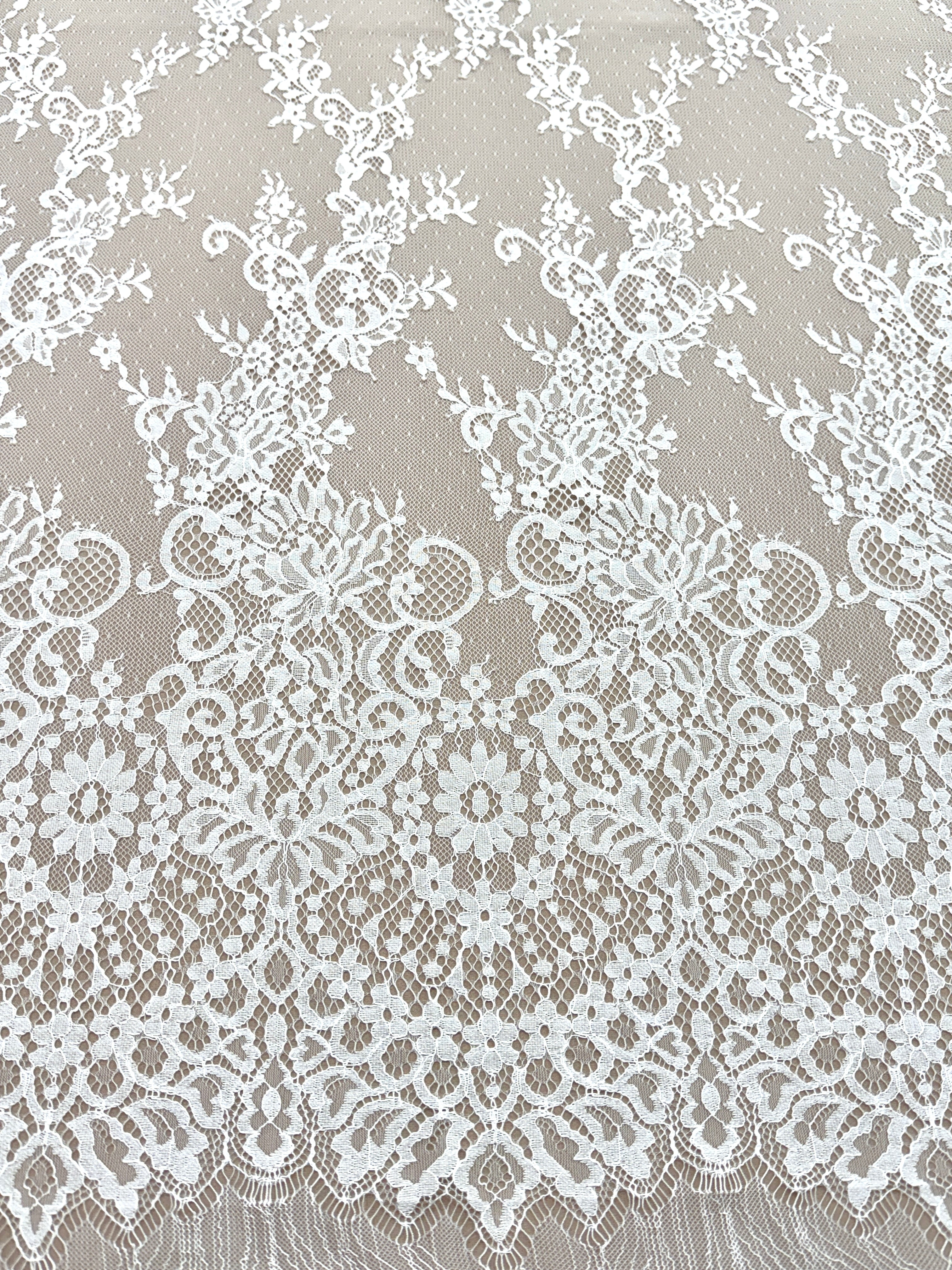 Dantela Chantilly Ivory - Cupon 3 m