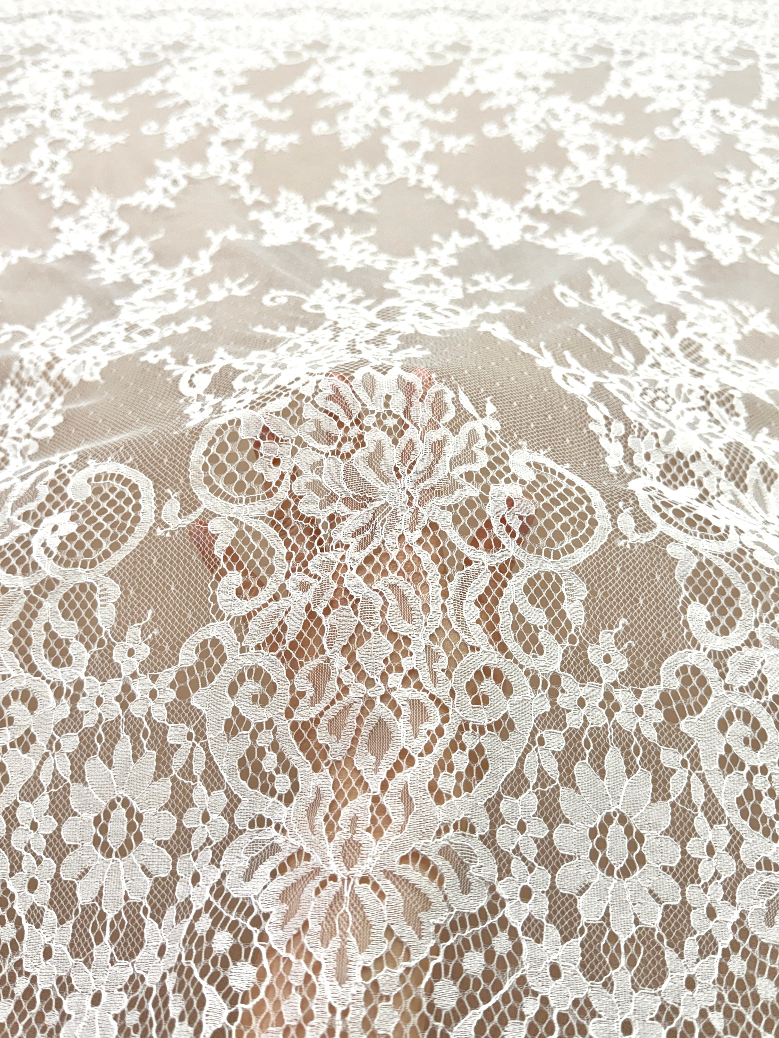 Dantela Chantilly Ivory - Cupon 3 m