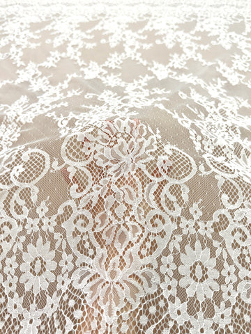 Dantela Chantilly Ivory - Cupon 3 m