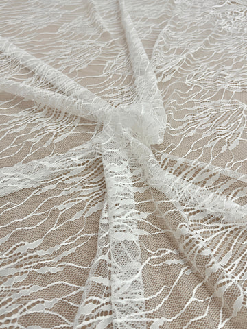 Chantilly csipke Ivory - 3 m kupon