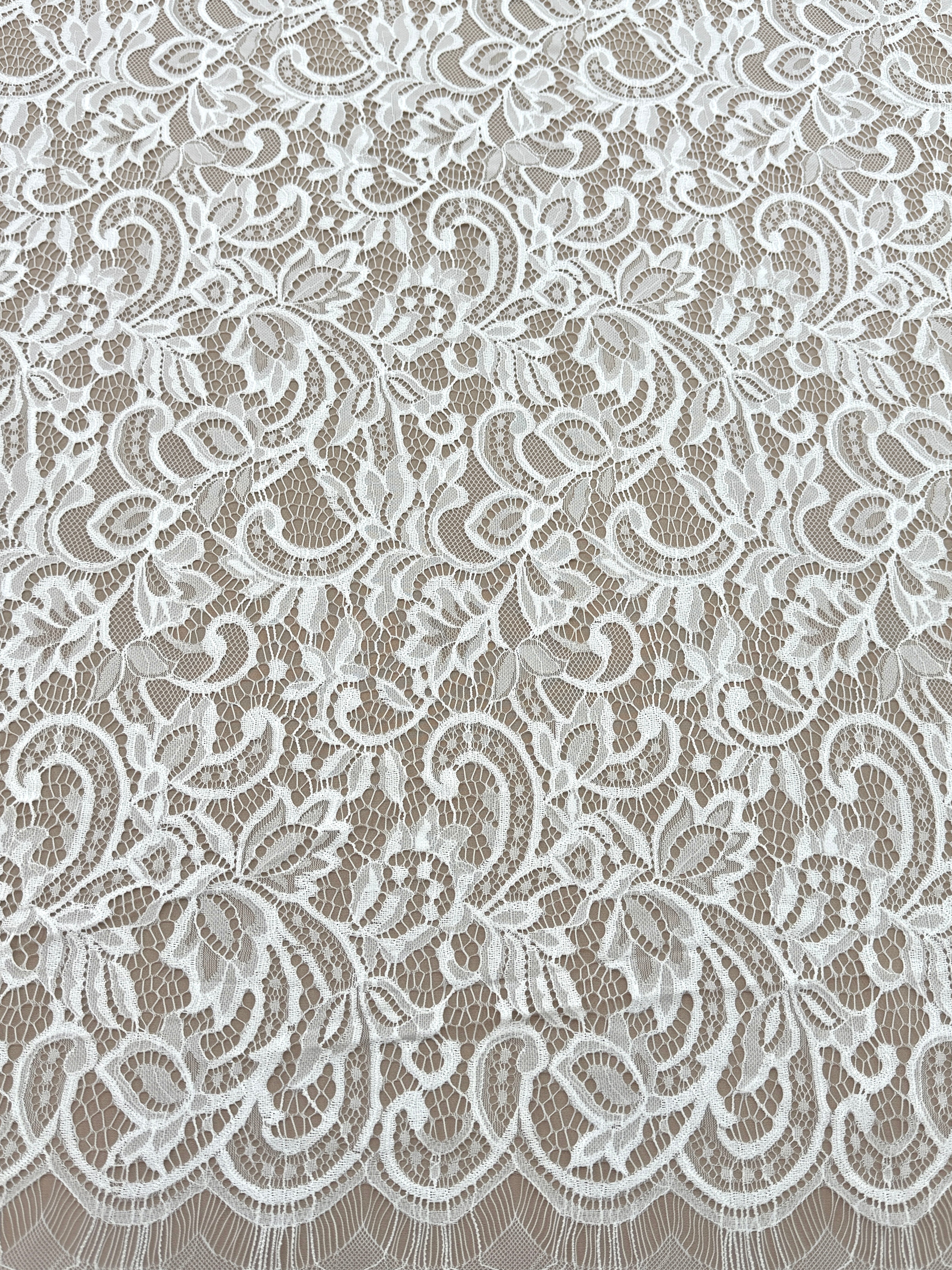 Dantela Chantilly Ivory - Cupon 3 m