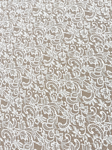 Csipke Chantilly Ivory - 3 m-es darab