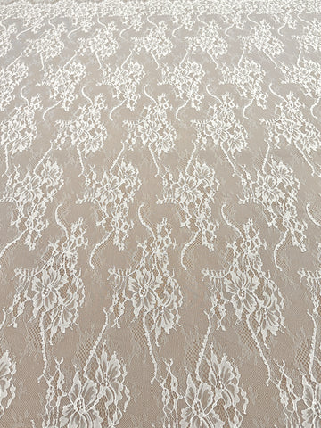 Csipke Chantilly Ivory - 3 m darab
