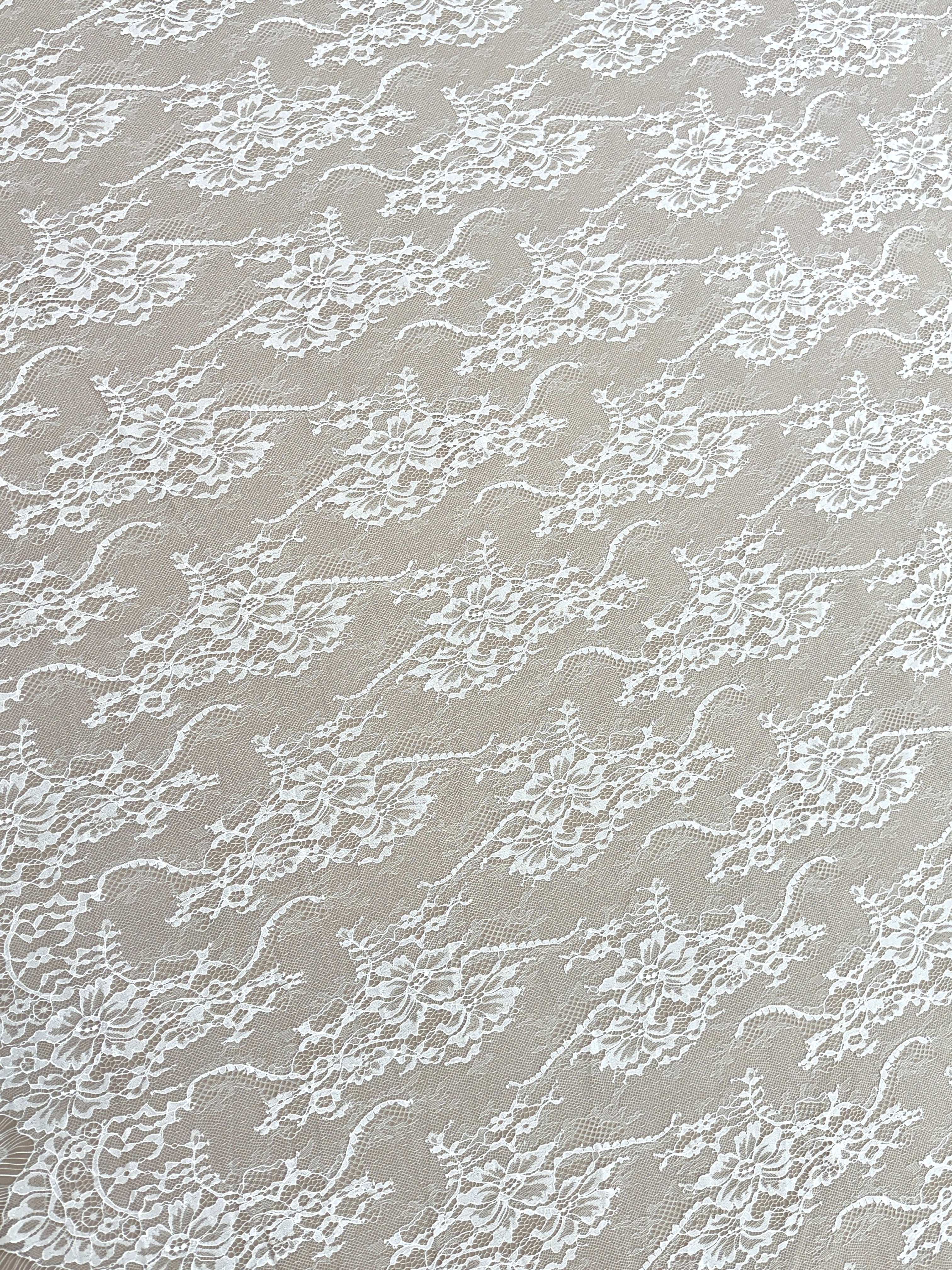 Dantela Chantilly Ivory - Cupon 3 m