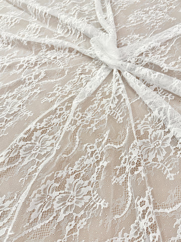Csipke Chantilly Ivory - 3 m darab