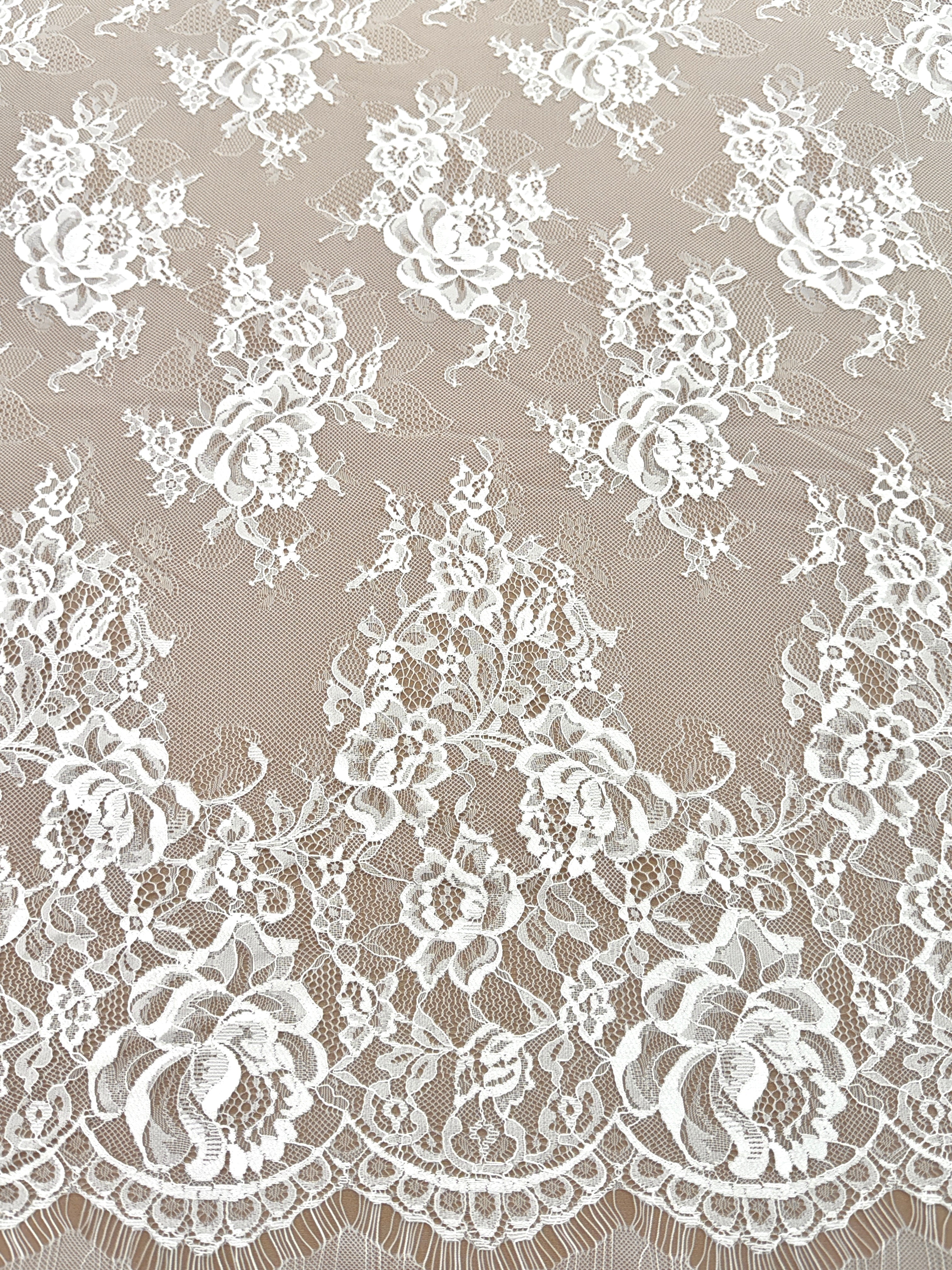 Dantela Chantilly Ivory - Cupon 3 m