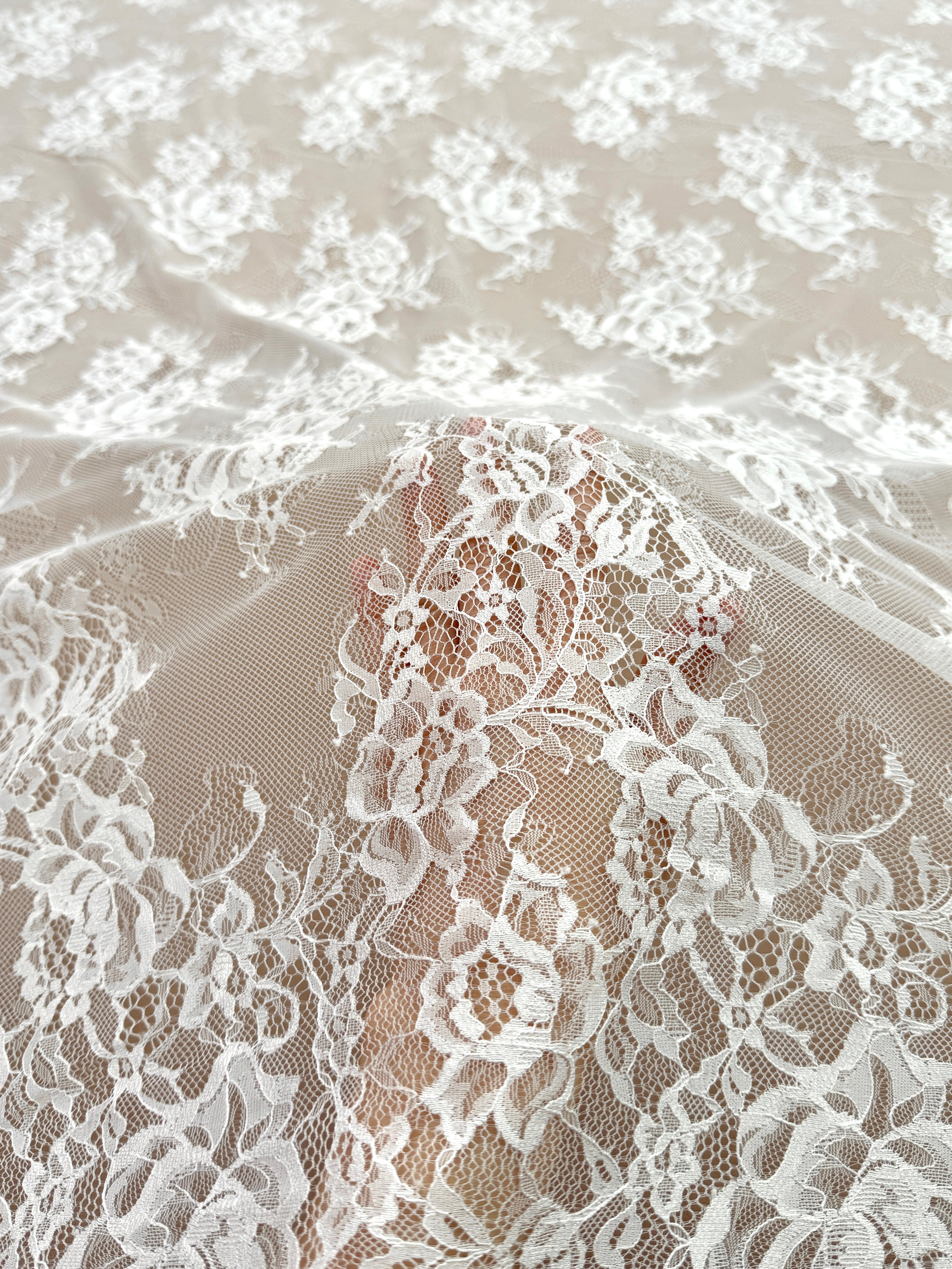 Dantela Chantilly Ivory - Cupon 3 m