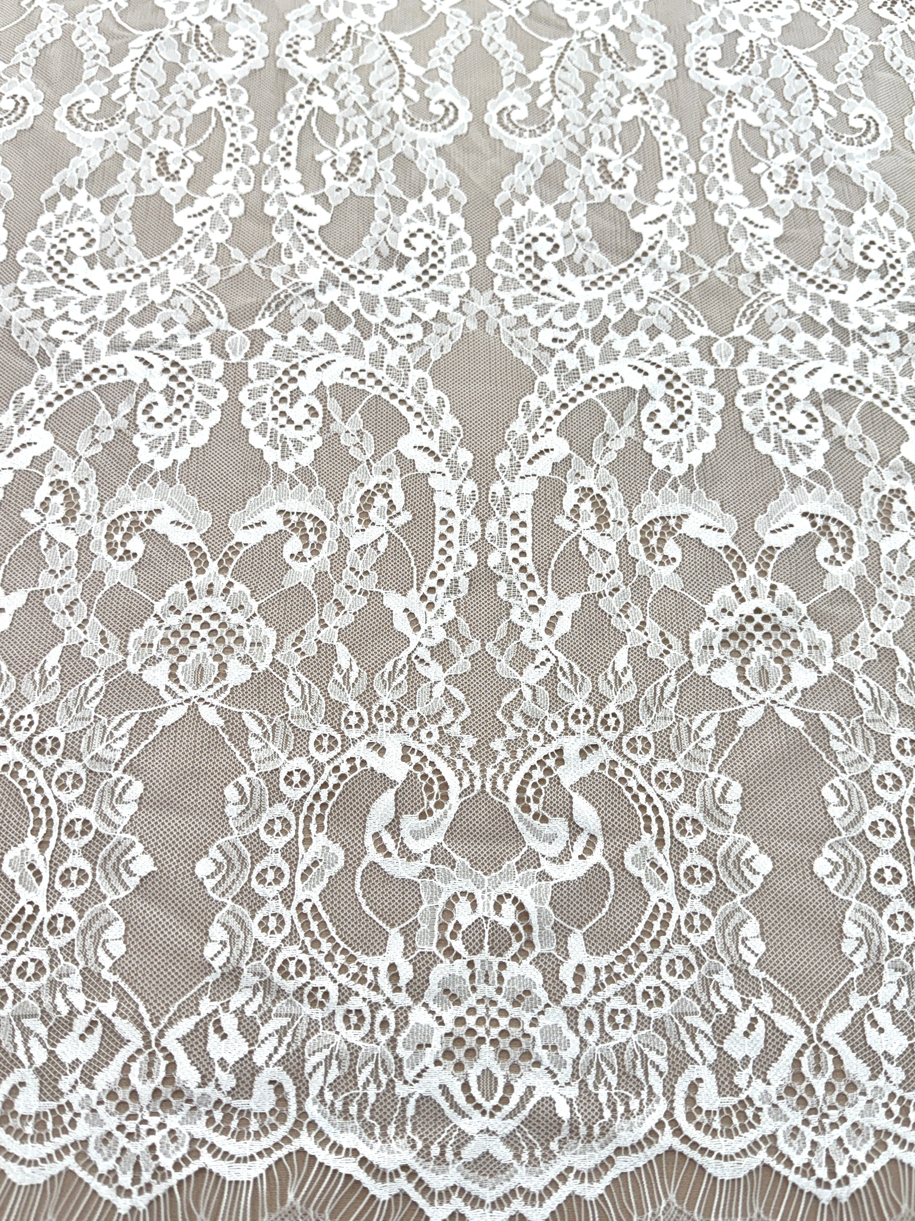 Dantela Chantilly Ivory - Cupon 3 m