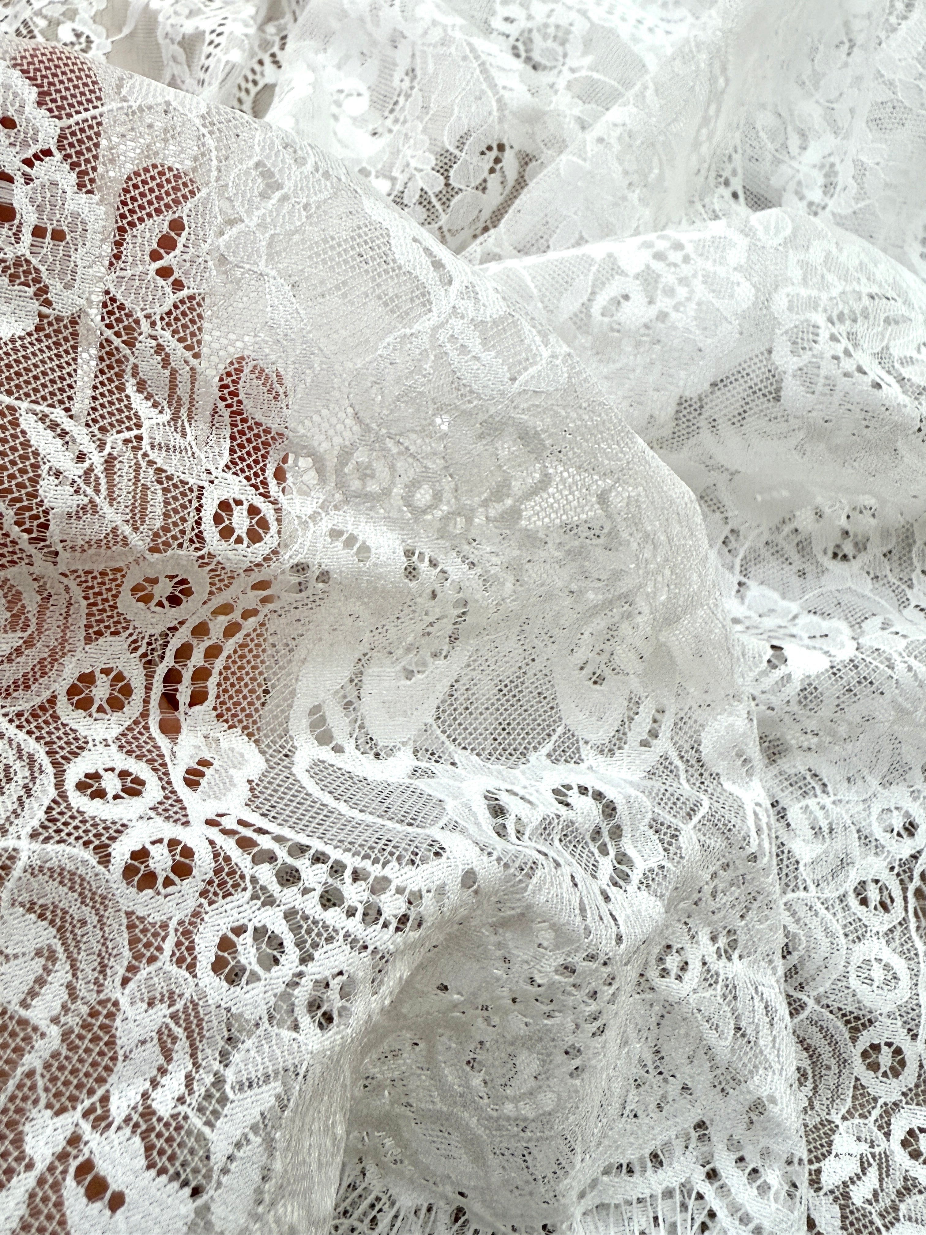 Dantela Chantilly Ivory - Cupon 3 m