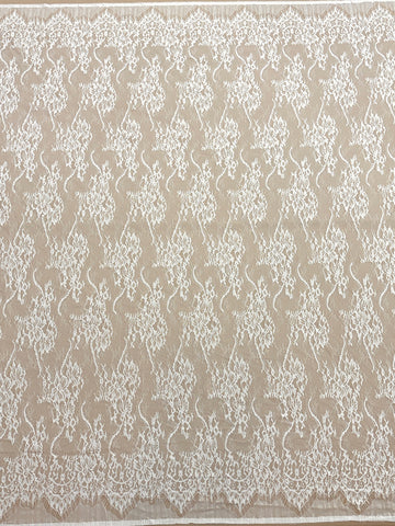 Csipke Chantilly Ivory - 3 m darab