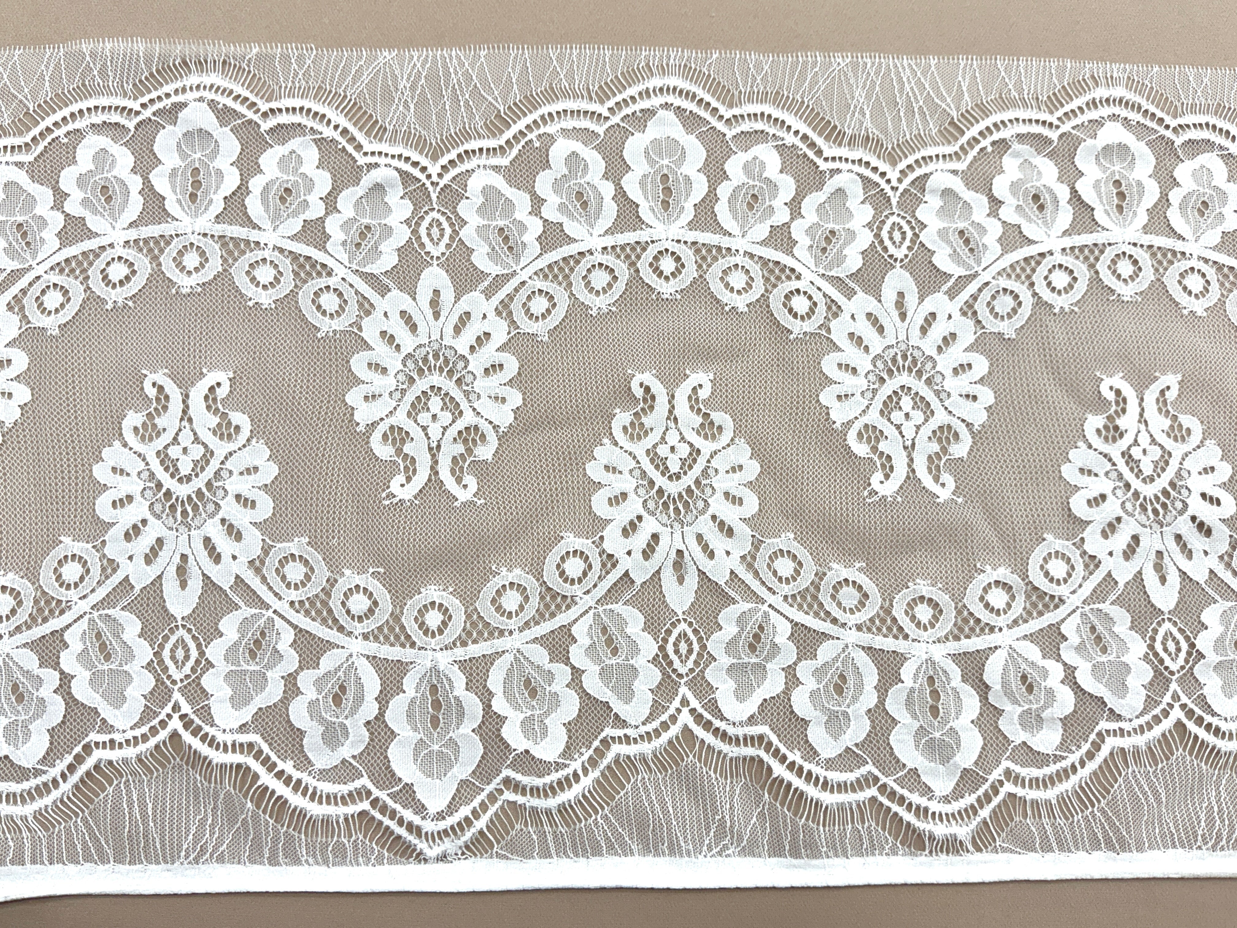 Dantela Bordura Dubla Chantilly Ivory - Cupon 3 m