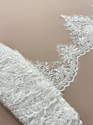 Dantela Bordura cu Perle, Margele si Paiete